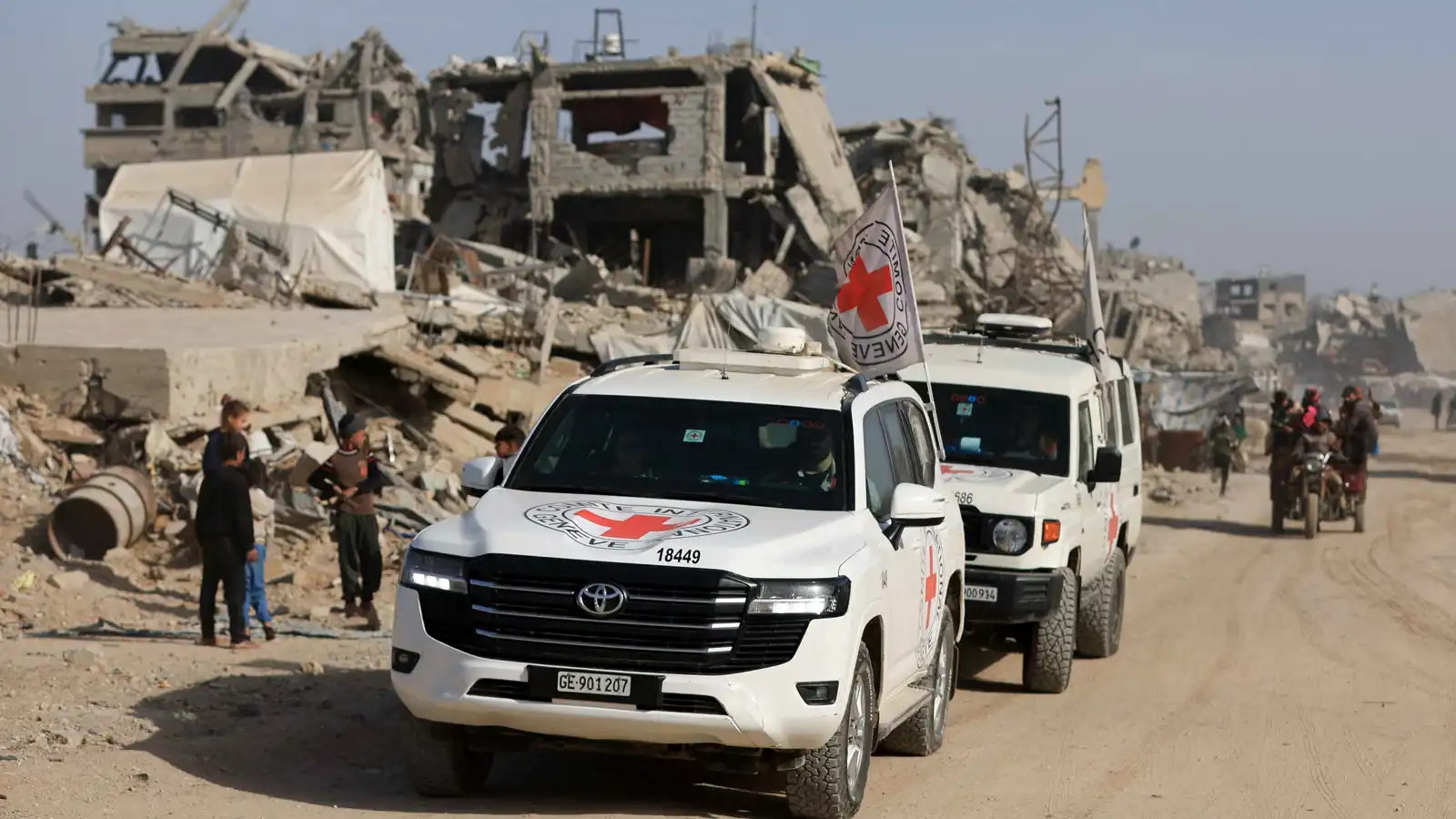 اتهمتها بالإرهاب.. إسرائيل تحظر عمل منظمات إغاثة دولية في غزة والضفة