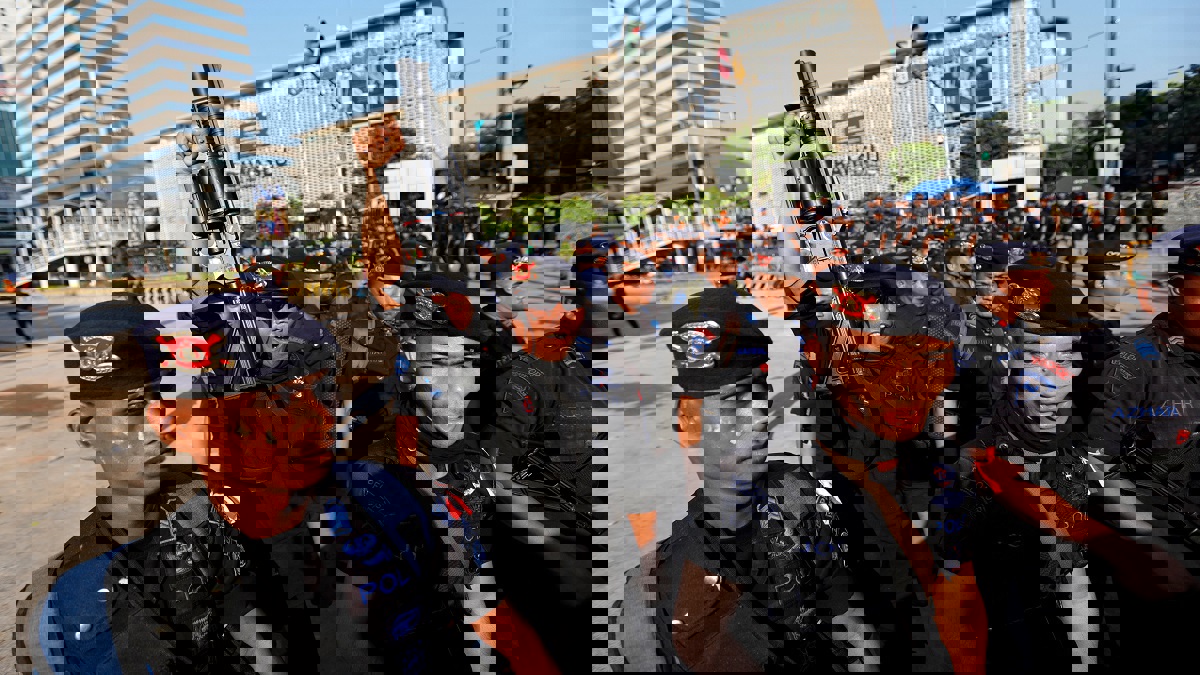 الشرطة الإندونيسية تعتقل شخصين من مثيري الشغب بايعا داعش