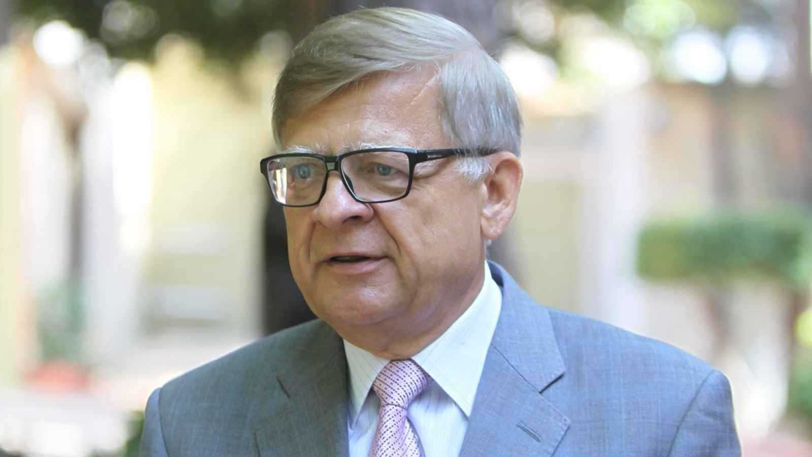 دبلوماسي روسي سابق لـ"إرم نيوز": السلام بأوكرانيا بعيد وأوروبا تدفع نحو التصعيد