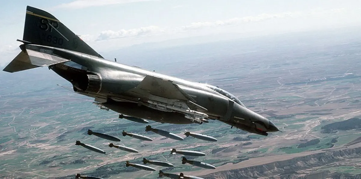 أمريكا تستجيب لحكومة الوفاق وتشن أولى ضرباتها ضد داعش بسرت