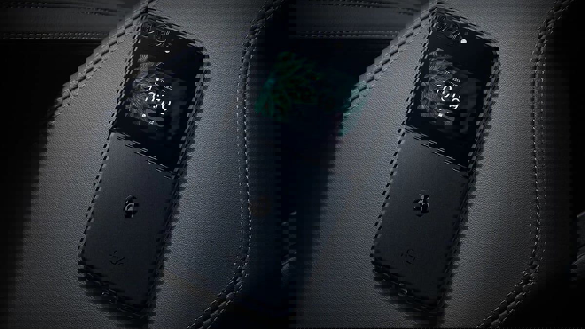 أحدها قابل للطي.. "موتورولا" تطرح 3 هواتف جديدة