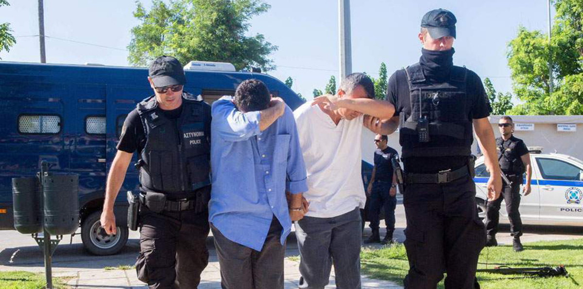 اليونان تمنح حق اللجوء لجندي تركي فر إليها بعد محاولة الانقلاب