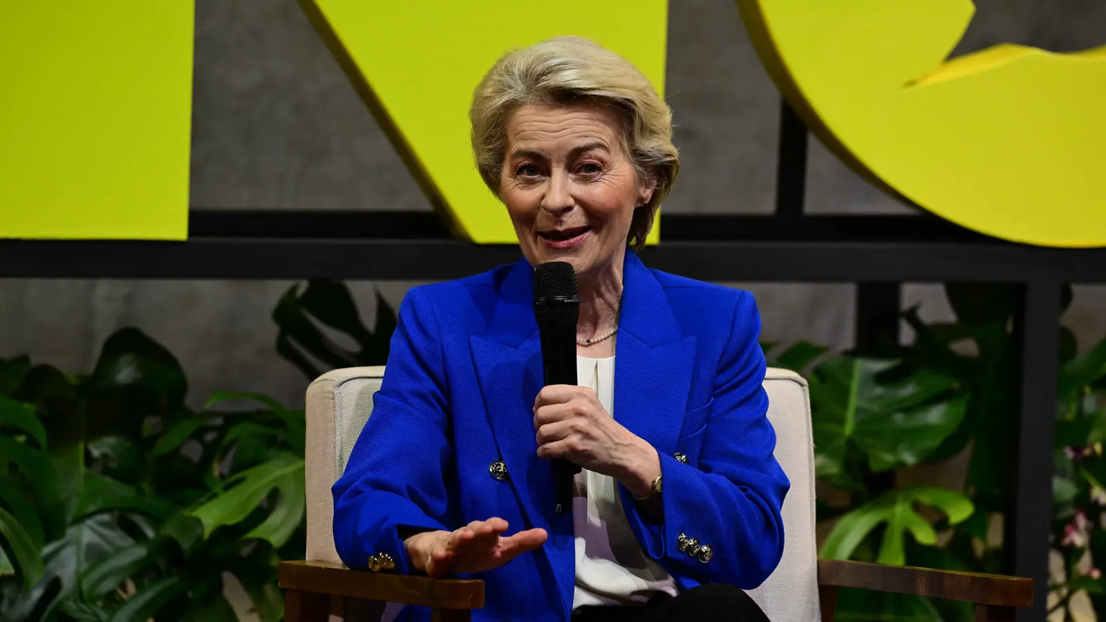 المفوضية الأوروبية: نبأ وقف إطلاق النار في لبنان "مشجع"