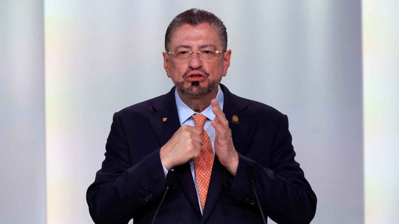 كوستاريكا.. المحكمة العليا تطلب رفع الحصانة عن الرئيس تشافيز