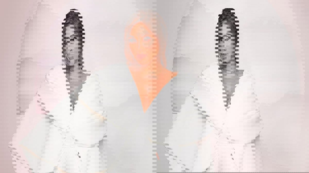 بسبب غزة.. إعلامي يشن حربا على إليسا ويصفها بـ"النرجسية"  