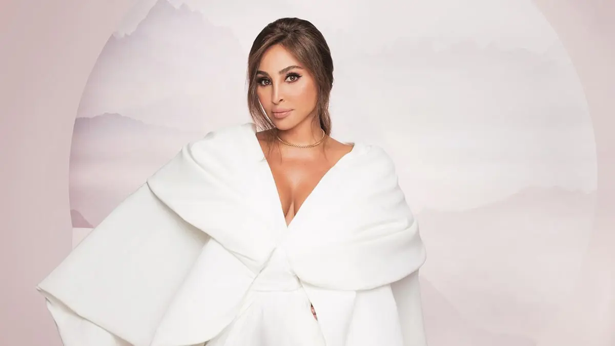 بسبب غزة.. إعلامي يشن حربا على إليسا ويصفها بـ"النرجسية"  