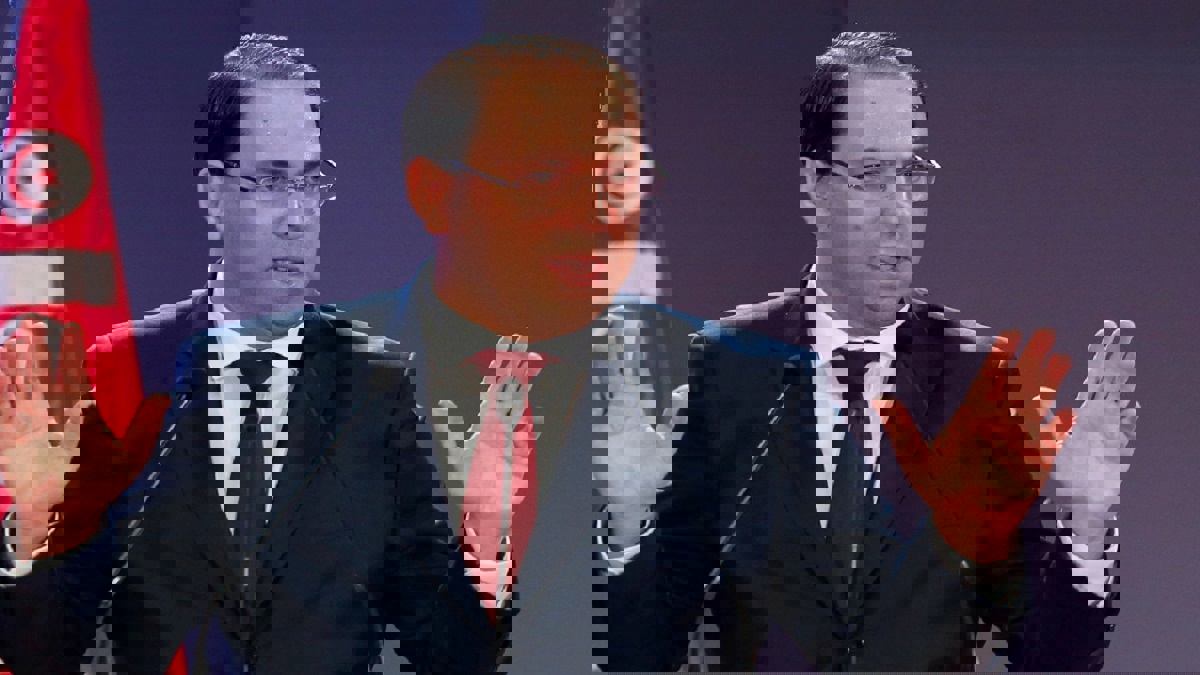 تونس.. مخاوف من التزوير بعد رفض الشاهد و7 وزراء الاستقالة