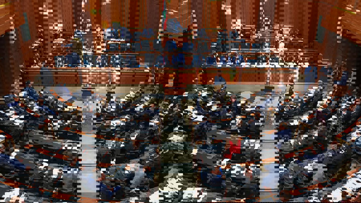 لبنان يقر قرضاً من البنك الدولي لاستيراد القمح وسط أزمة خانقة