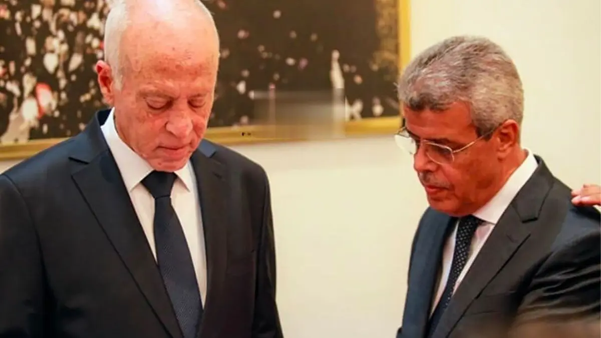 الرئيس التونسي ينهي مهام مستشاره السياسي عبد الرؤوف بالطبيب‎