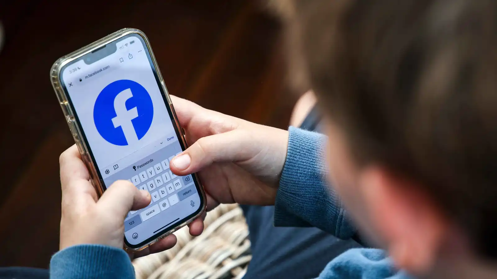 عطل عالمي يضرب موقع فيسبوك