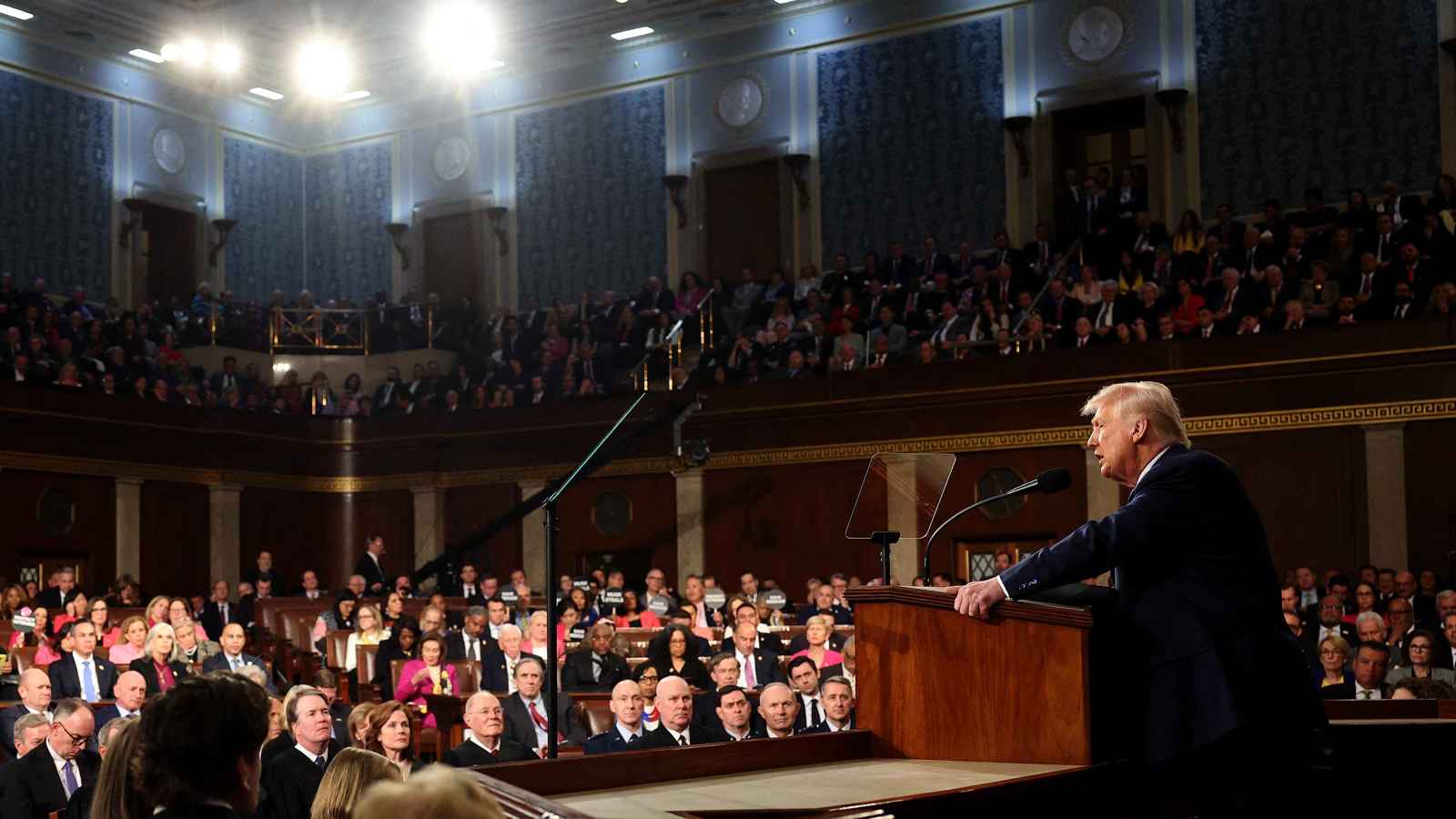 "واشنطن بوست" تفنّد 26 ادعاء في خطاب ترامب