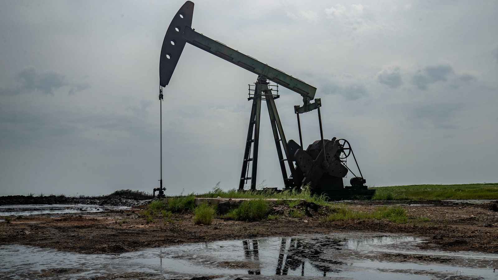 من 5 مراحل.. خطة أمريكية سورية لتطوير قطاع النفط