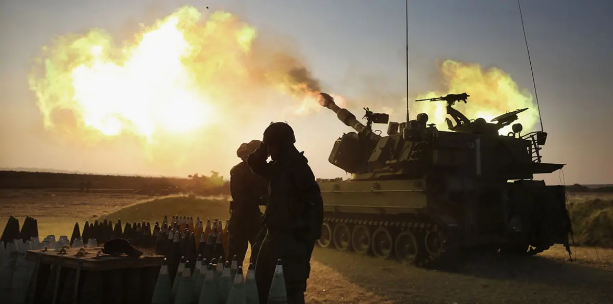 قصف إسرائيلي لعدة مواقع في قطاع غزة