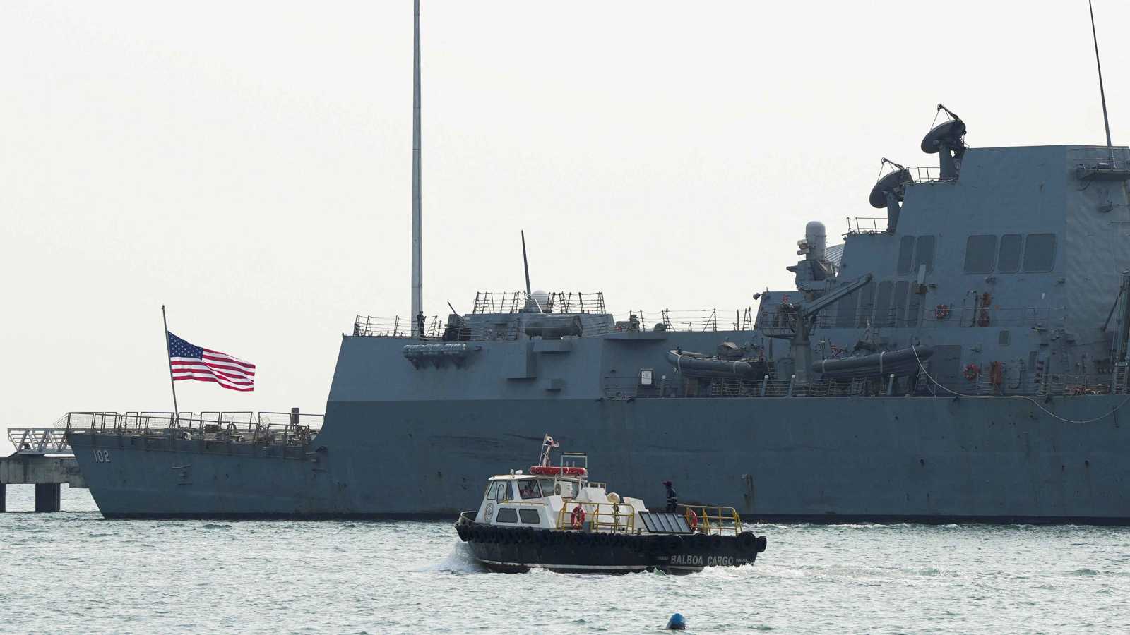 ما سر التحشيد العسكري الأمريكي غير المسبوق في الكاريبي؟