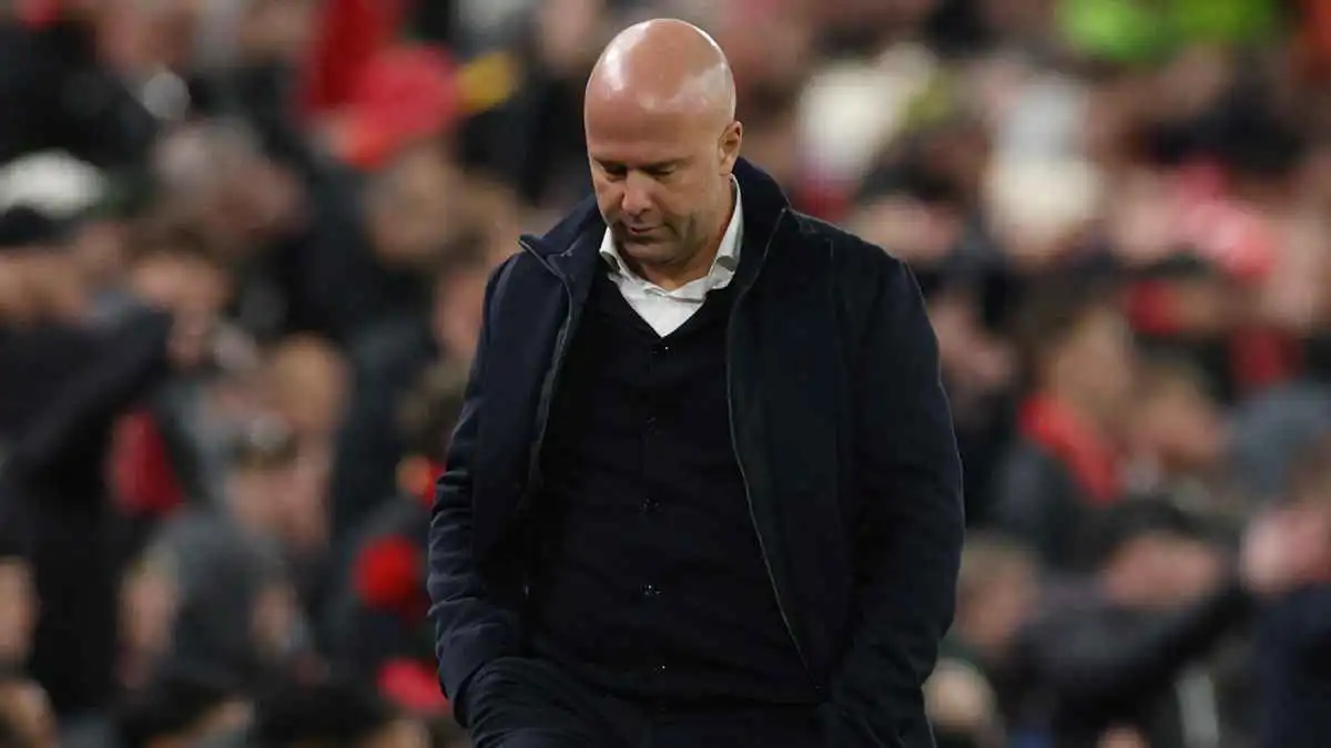 10 اختبارات حاسمة ستحدد مصير سلوت في ليفربول