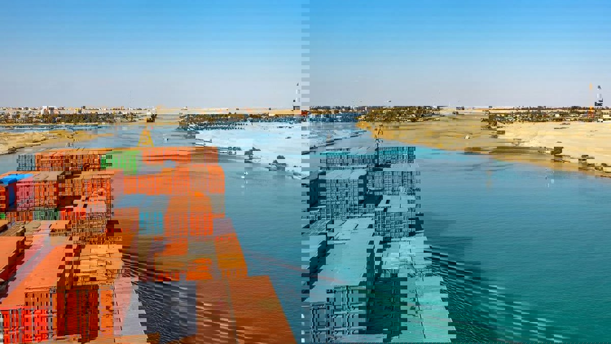 الحكومة المصرية ترد على فيديو زعم عدم جدوى قناة السويس الجديدة