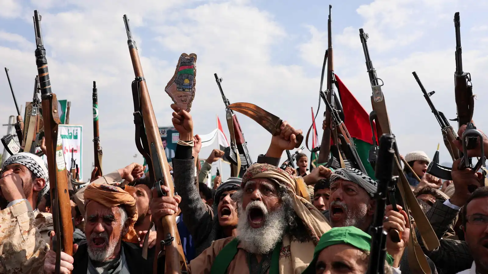 خبراء: التهدئة في غزة تربك حسابات الحوثيين وتزيد ضغوط طهران