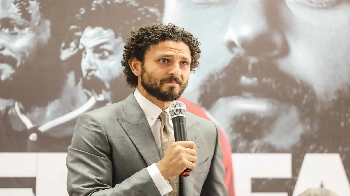 حسام غالي قائد الأهلي المصري السابق مديرًا للكرة بنادي الجونة (صورة)