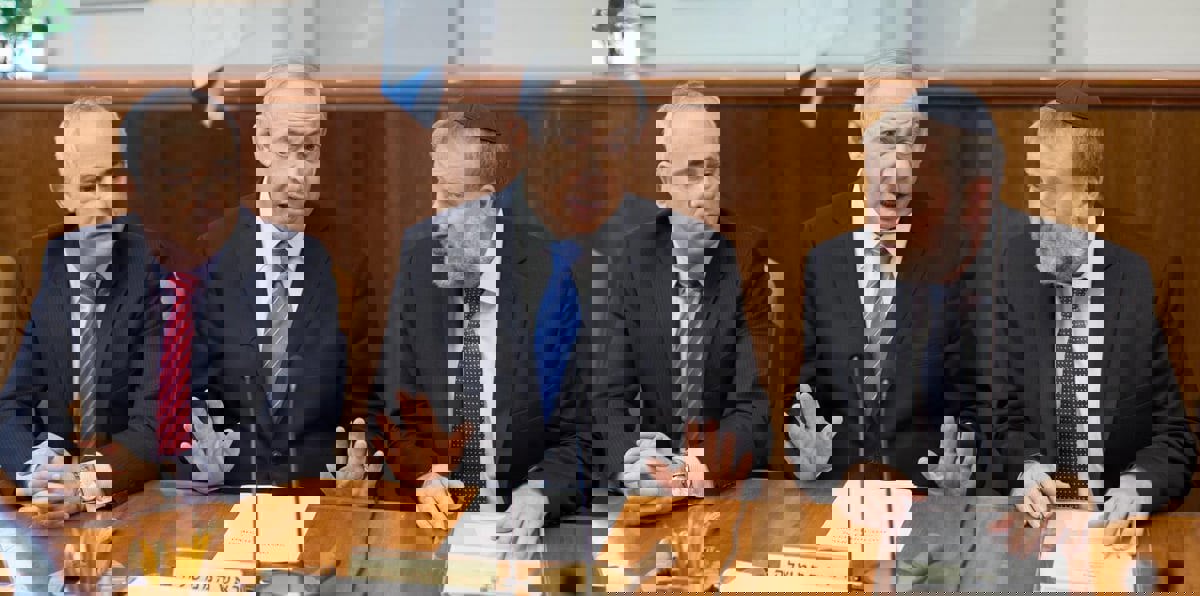 الخلافات بين ليبرمان وكاتس بشأن غزة تمنع عقد جلسة "الكابينت"