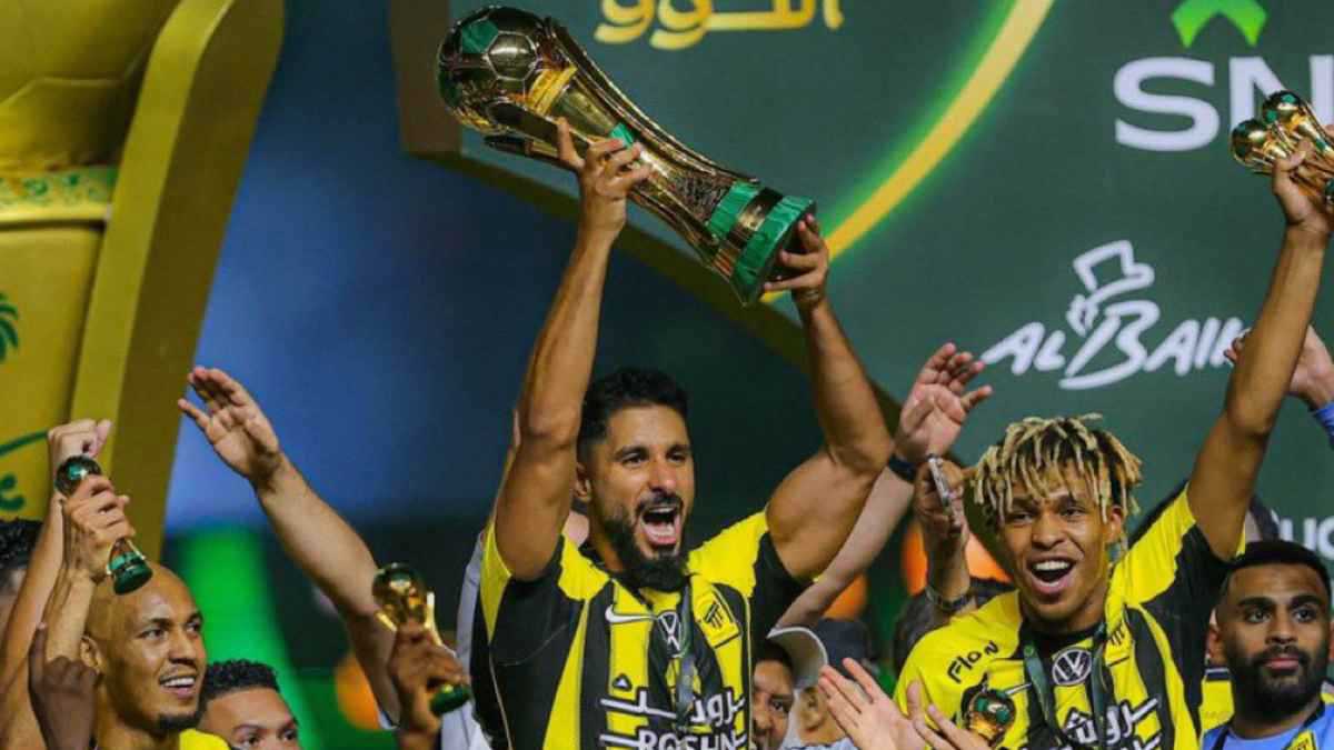 بعد وصية سامي الجابر.. أول تحرك من الشباب للتعاقد مع نجم الاتحاد السعودي 