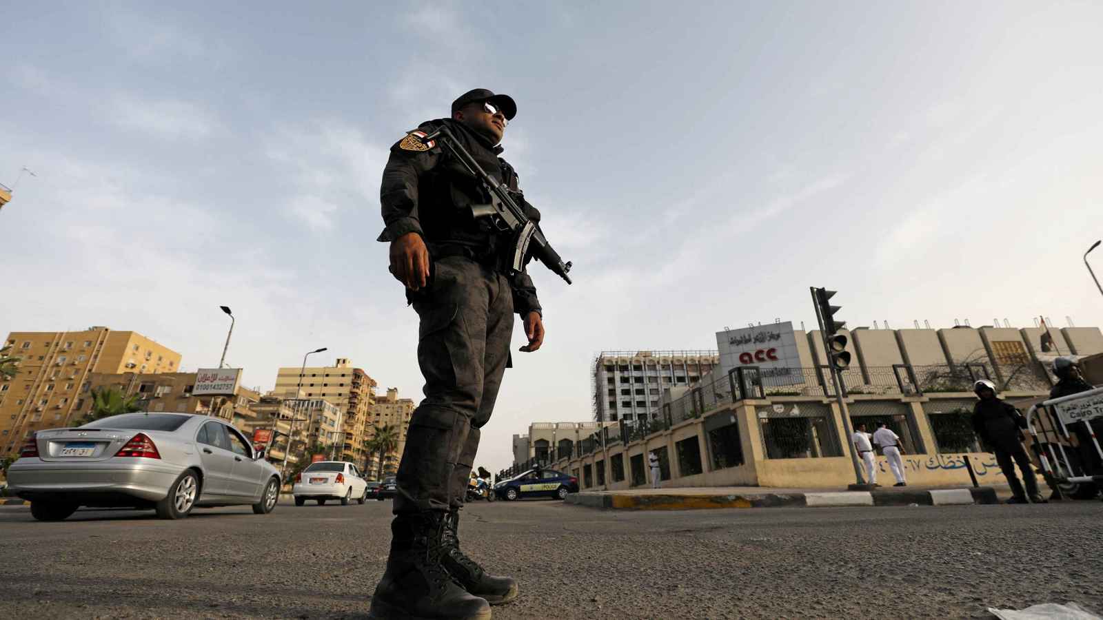 بعد علاقة محرمة.. مصرية تقتل زوجها وتغدر بعشيقها