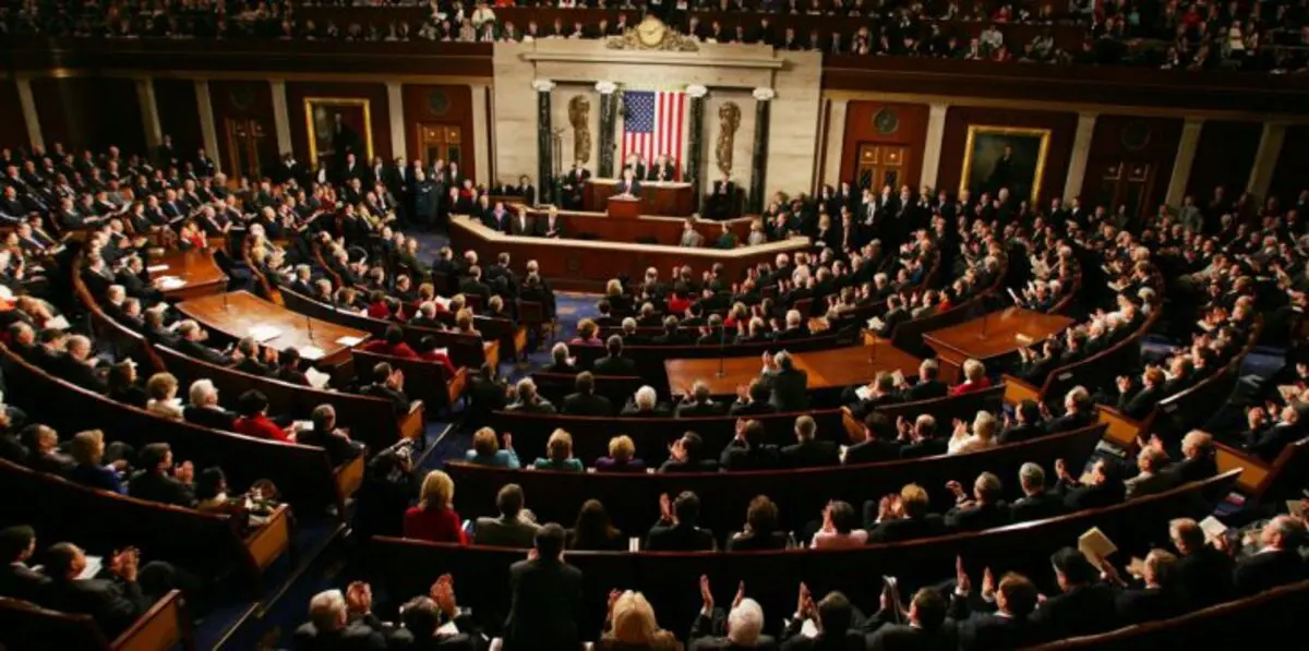 الأمن الجزائري يعتقل مناهضين لترشح بوتفليقة لولاية خامسة