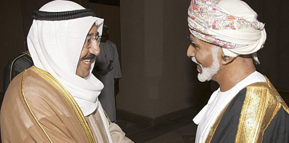حقيقة العلاقة بين زيارة أمير الكويت  لسلطنة عمان وجولة روحاني