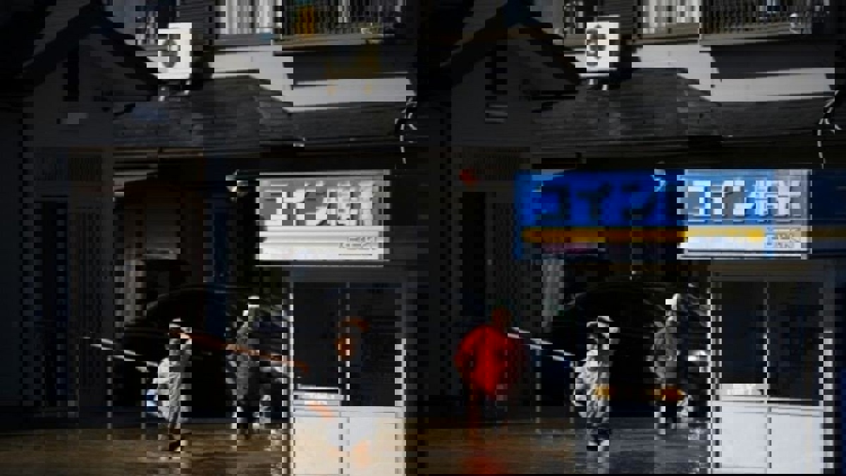 مقتل 11 شخصًا على الأقل جراء الإعصار "هاغيبيس" في اليابان‎ (فيديو وصور)