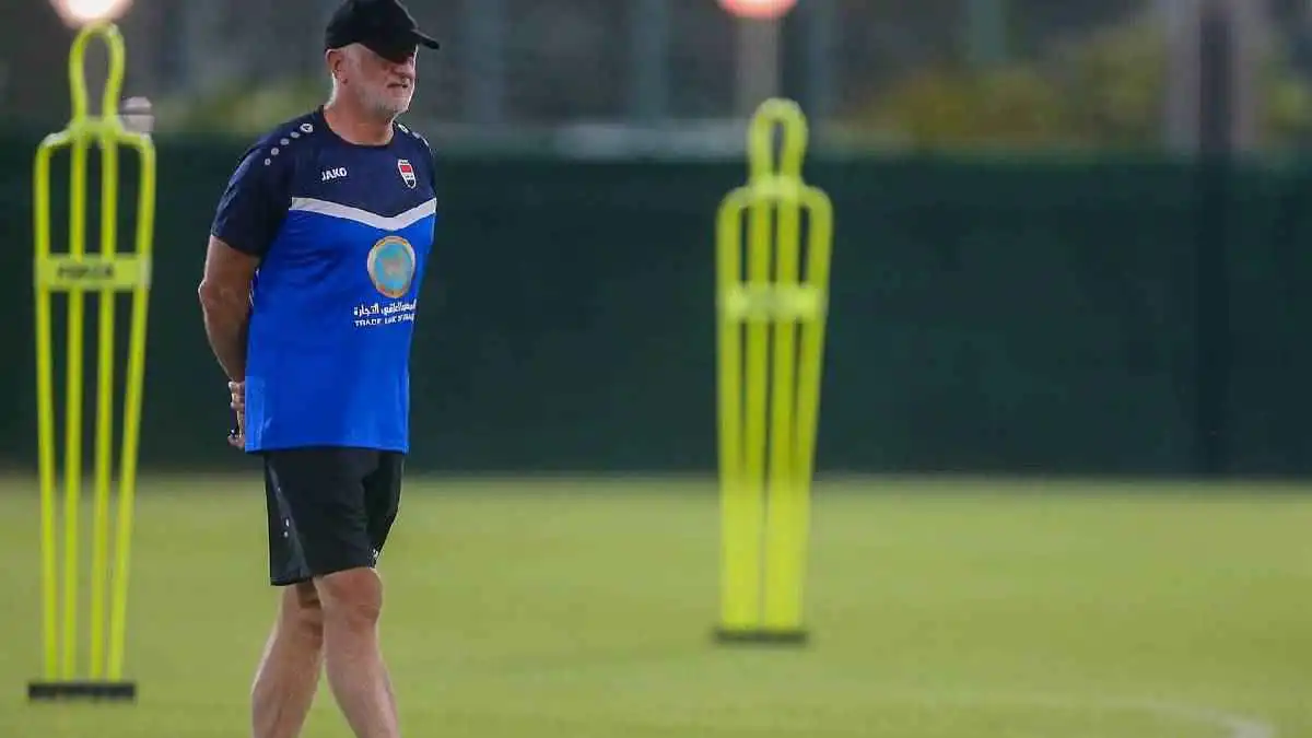 مدرب منتخب العراق: لا نفكر في مواجهة السعودية حالياً