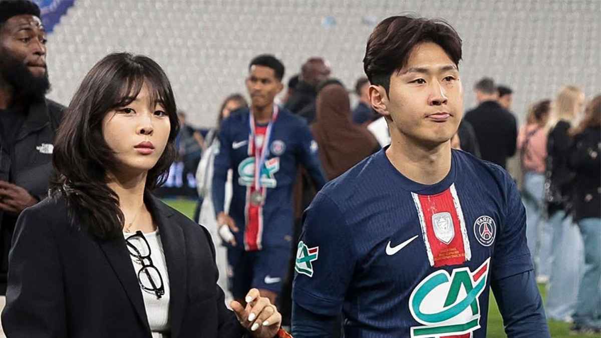 ابنه ملياردير شهير.. من هي صديقة نجم باريس سان جيرمان؟ (صور)