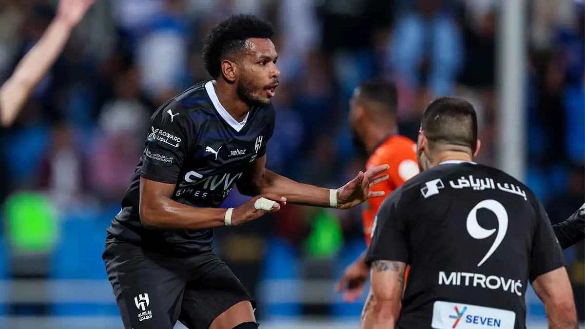 أميل للاتحاد وأحب جمهورهم.. ماذا قال علي البليهي عن "مدرج النمور"؟ (فيديو)