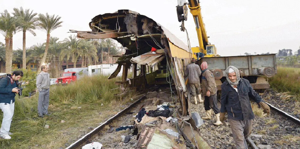 القطارات المصرية.. مسلسل من الحوادث المميتة