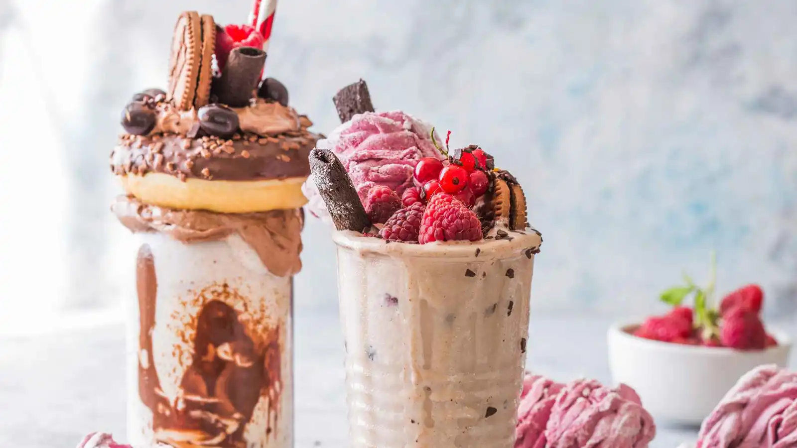 كارثة صامتة.. هذا ما يفعله كأس "ميلك شيك" بدماغك