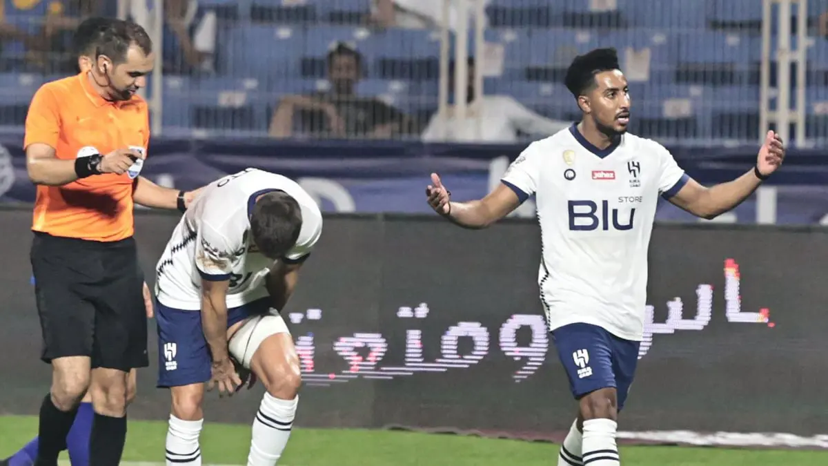 غضب وانفعال سالم الدوسري على رامون دياز لحظة استبداله (فيديو)