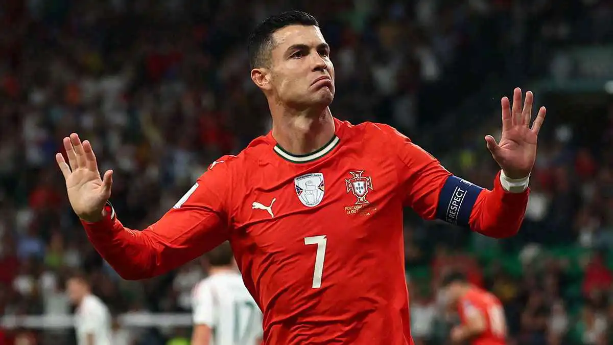 رغم تخطيه الـ40.. لماذا لا يزال كريستيانو رونالدو الرياضي الأعلى دخلا؟