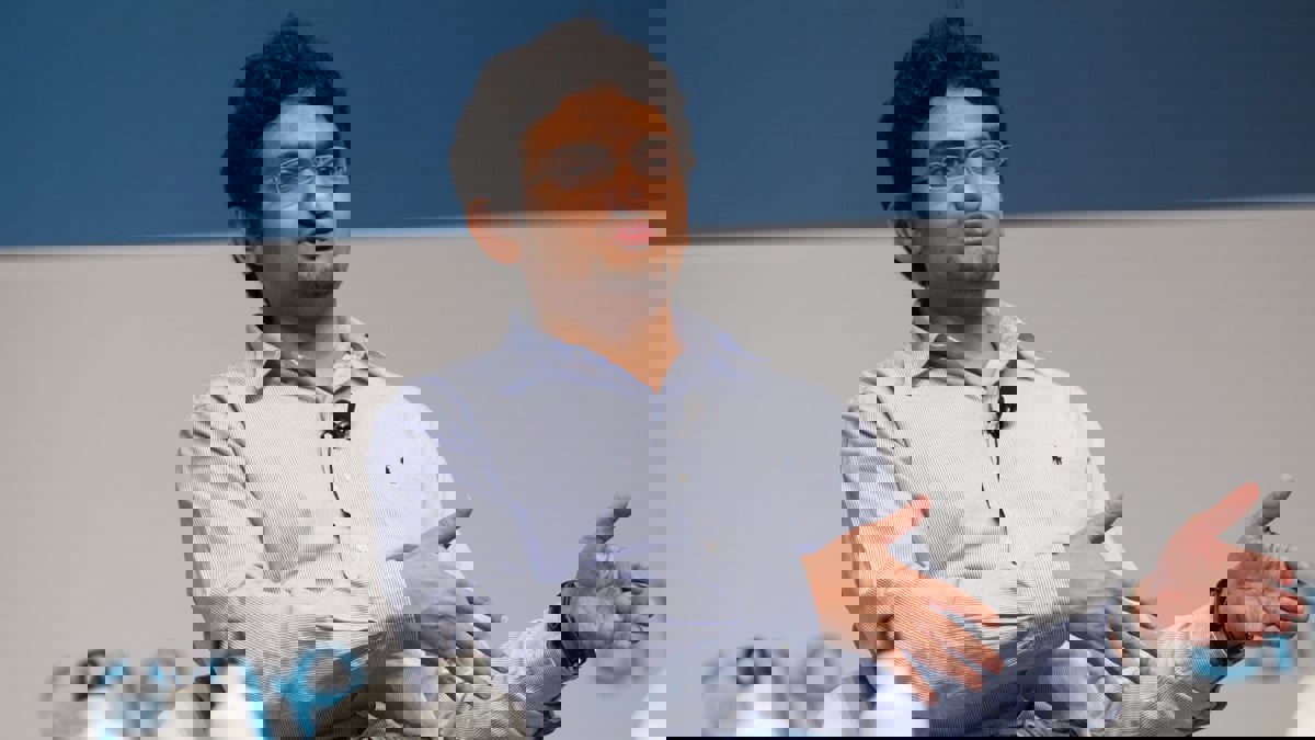 وائل غنيم يعود إلى مصر