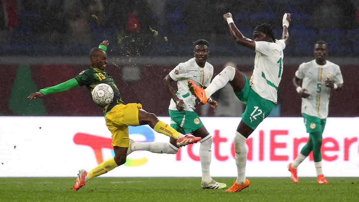 5 "أسود" يهددون منتخب مصر أمام السنغال