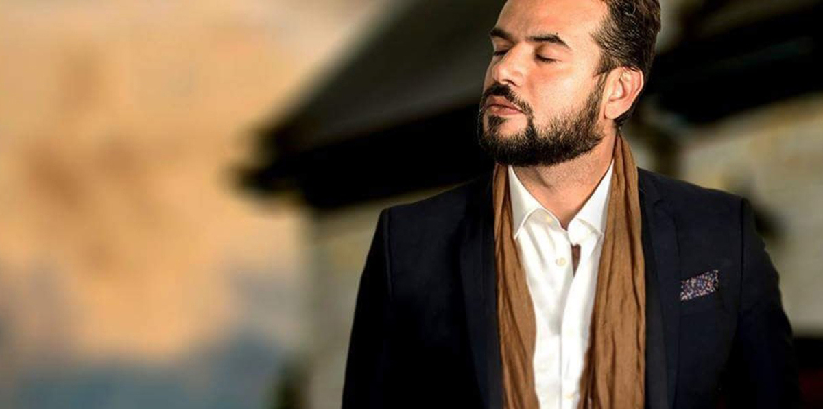 بعد تقبيل يد شيرين أمام زوجها.. سامو زين يرد على المنتقدين 