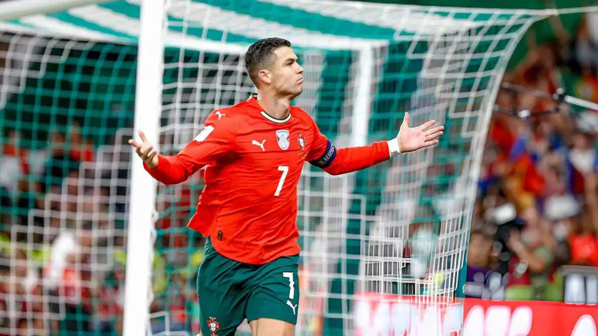 لم يحققها ميسي.. ما هي الأرقام التاريخية السبعة التي حطّمها كريستيانو رونالدو؟