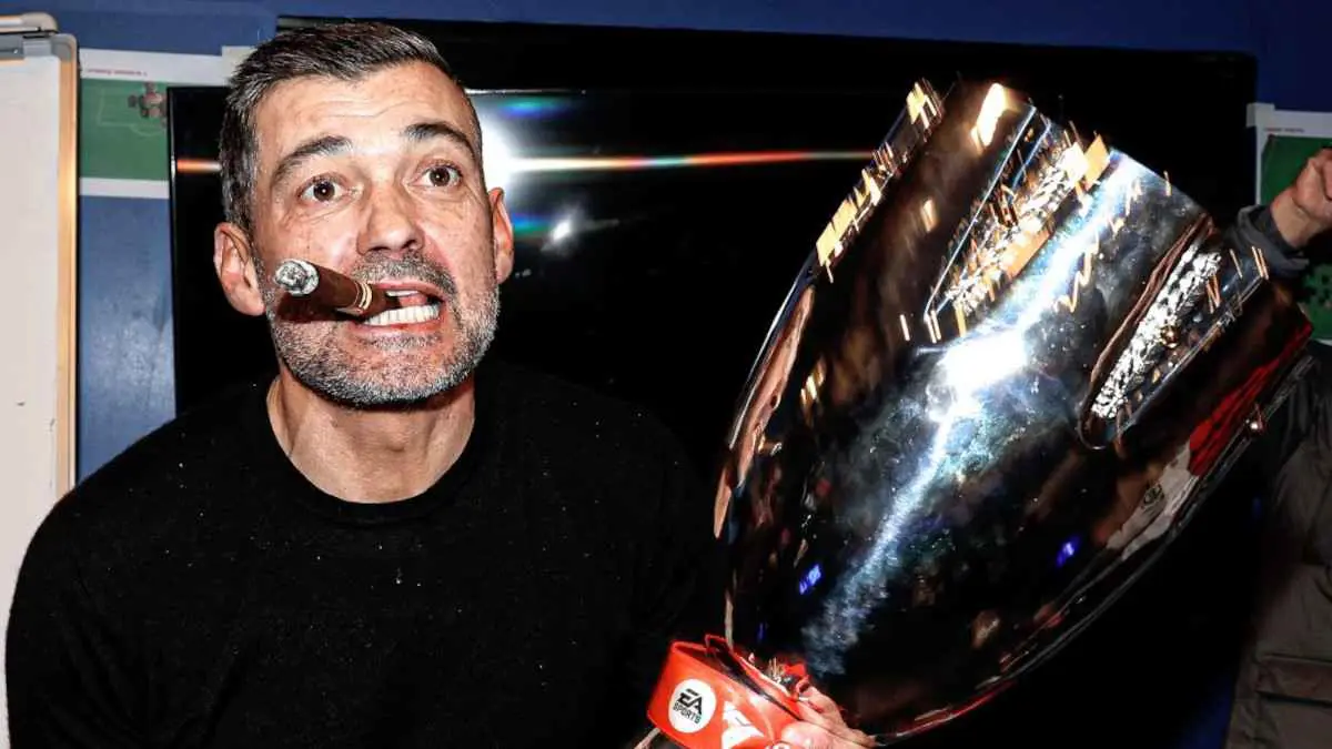 رقصة كونسيساو بالسيجار تجتاح الإنترنت بعد تتويج ميلان (فيديو)