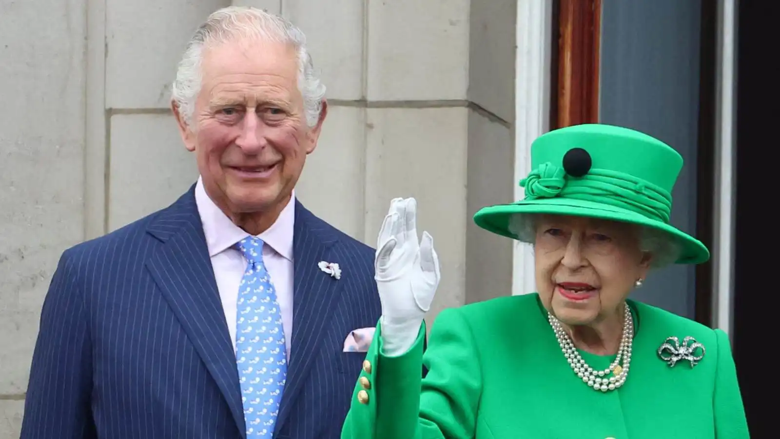 الملك تشارلز يُلقي خطابًا تكريميًا في مئوية والدته إليزابيث
