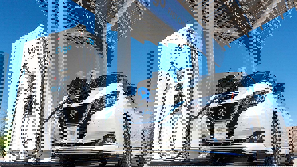 توسيع شبكة محطات الشحن في الولايات المتحدة... أمل لازدهار سوق السيارات الكهربائية‎