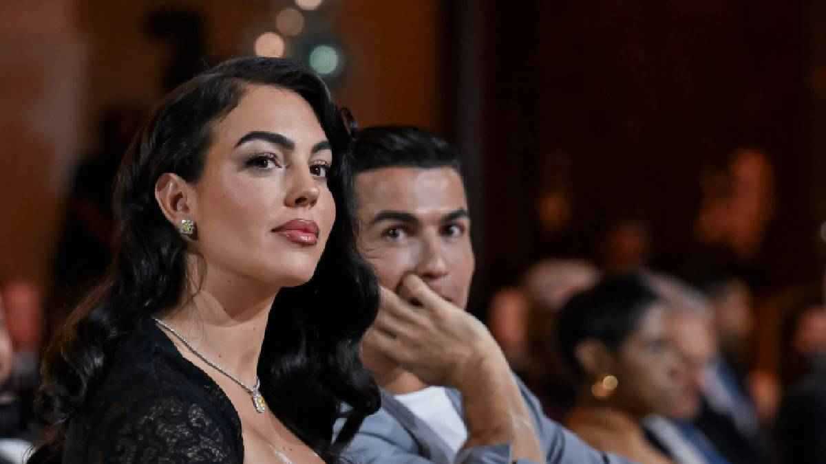 الحقيقة كاملة.. مفاجأة مدوية حول شروط طلاق كريستيانو رونالدو وجورجينا
