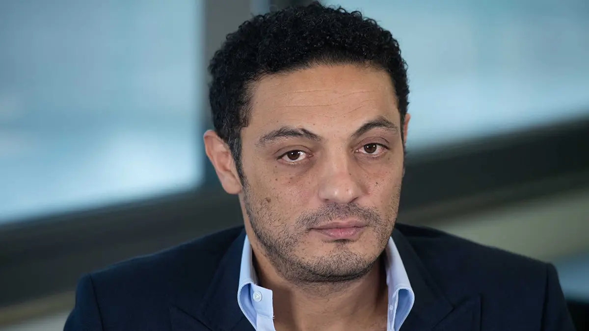 والد المقاول المصري الهارب محمد علي يكشف سر استغاثة نجله بأردوغان (فيديو)