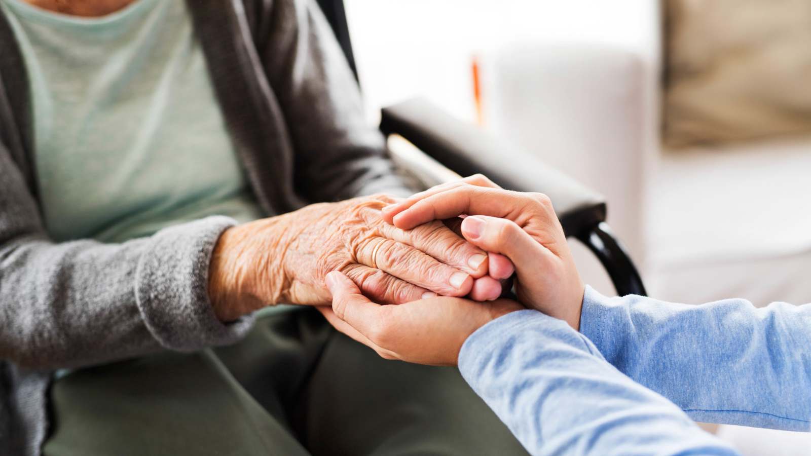 الاحتياطات الطبية لكبار السن أثناء الصيام