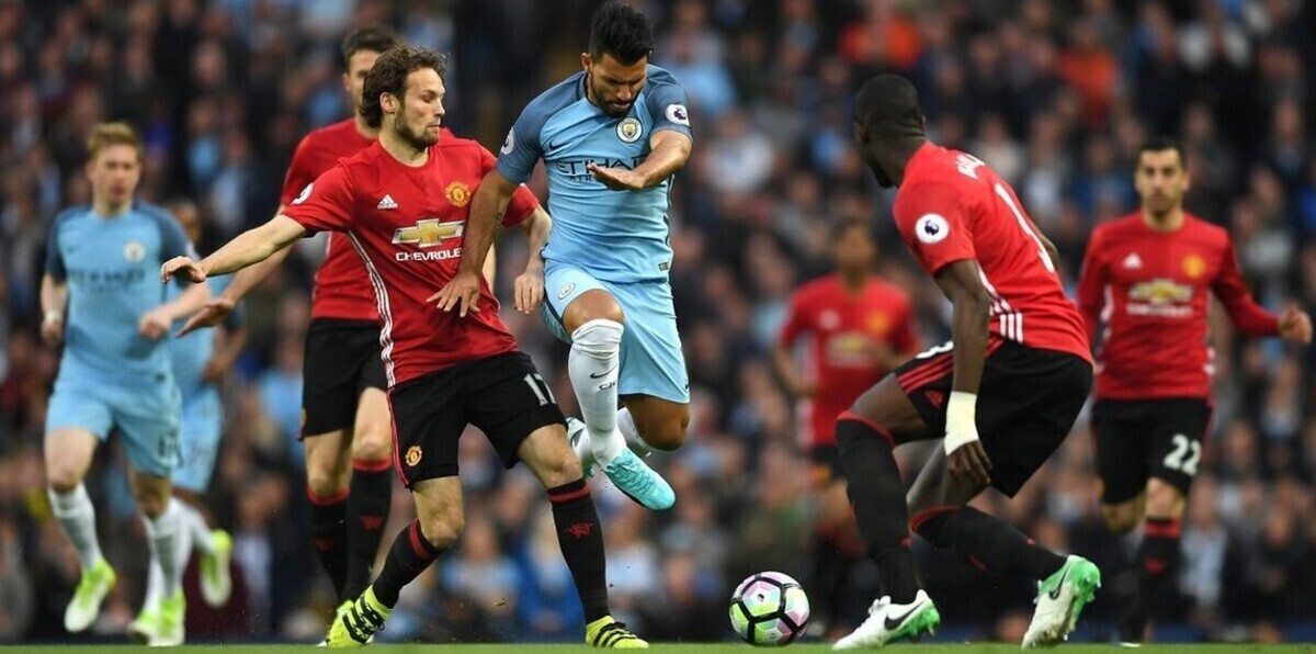 أهمية كبيرة لديربي مانشستر في سباق لقب الدوري الإنجليزي