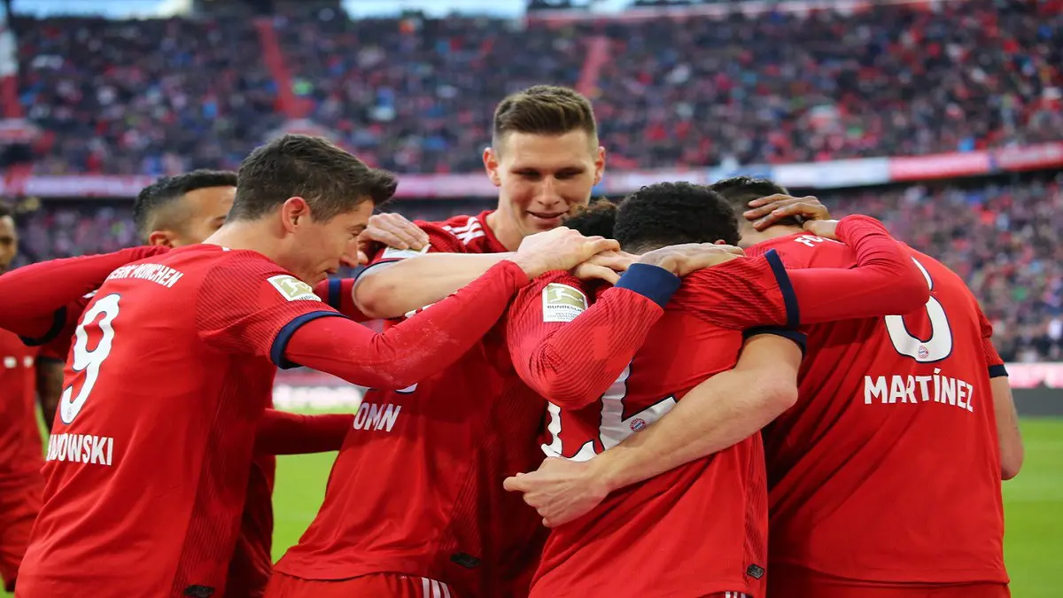 بايرن ميونخ وبروسيا دورتموند يستعدان لسباق حسم الدوري الألماني