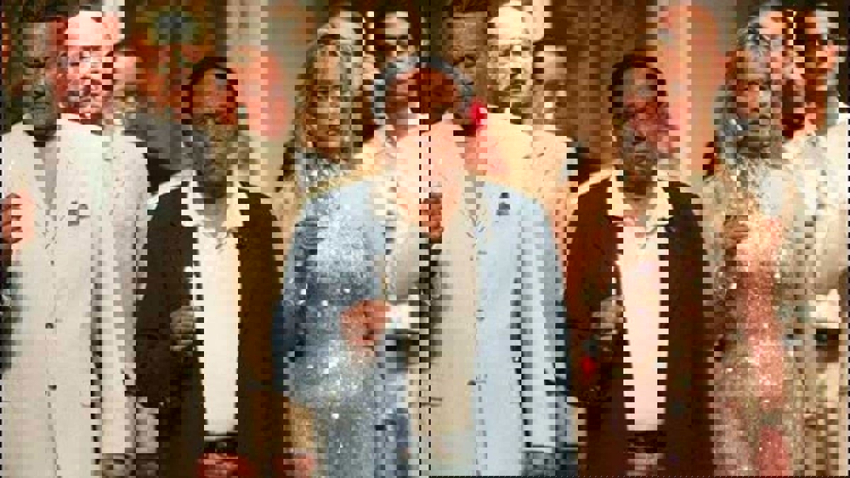 بطولة عادل إمام.. السعودية تحصل على حقوق أول عرض لـ"بودي غارد"