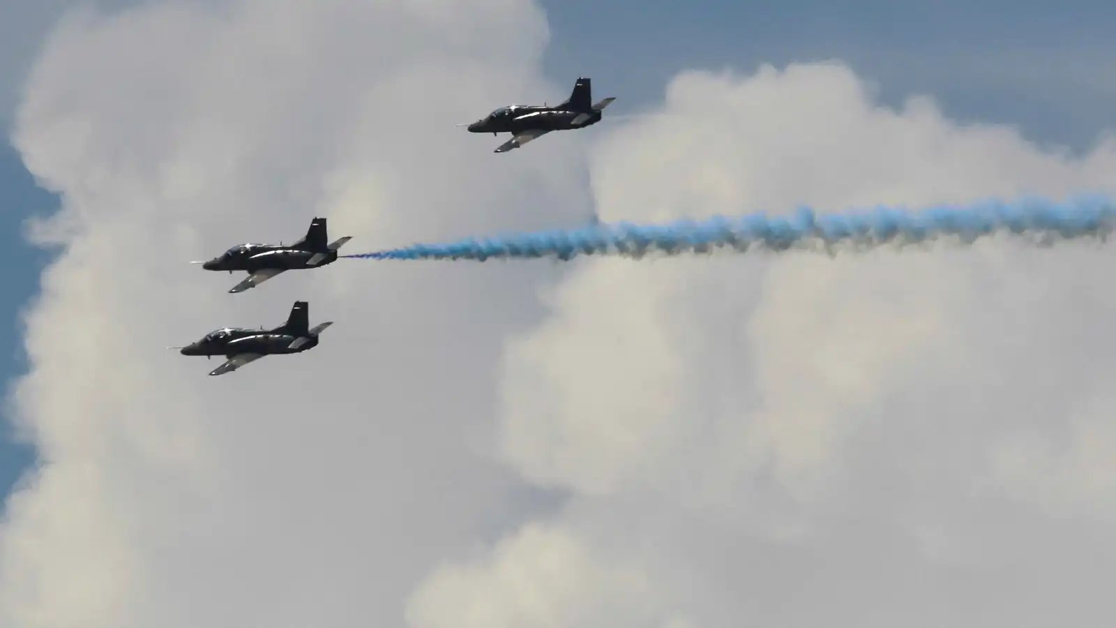 المصالح قبل الصدام.. هل يدفع الحلفاء فنزويلا لمواجهة ترامب وحيدة؟