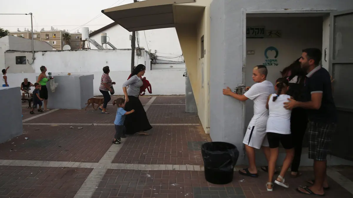 مع انهيار مراكز الإيواء.. حياة المستوطنين في غلاف غزة أصبحت جحيما